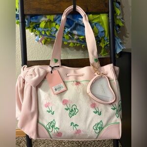 Juicy Couture “Retro Juicy Cherry” Tote Bag w/ Heart Pouch NWT – Cream